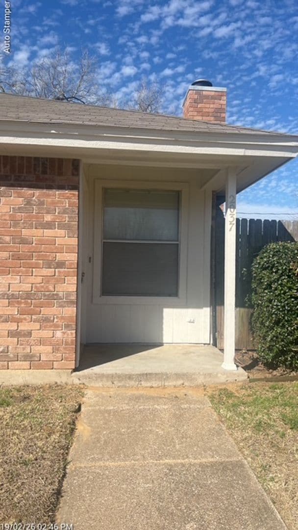 Building Photo - 237 Minnie Dr Arlington, 76012