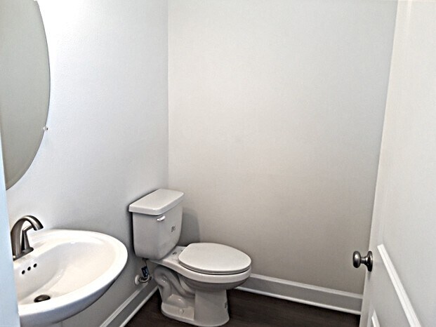 Building Photo - 521 Pine Terrace Dr