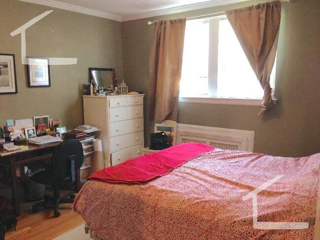 Building Photo - New Allston Listing!!