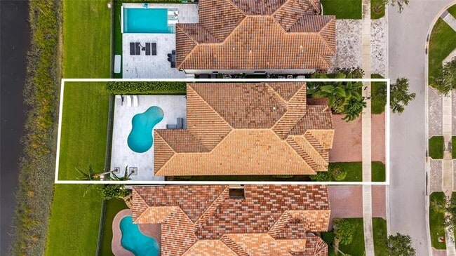 Building Photo - 9571 Eden Roc Ct