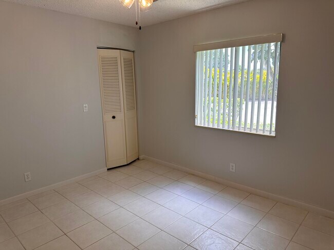 Building Photo - 3561 Tall Pine Way