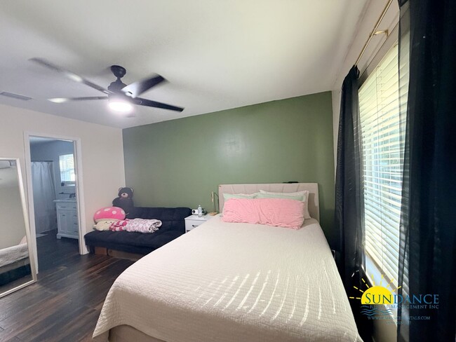 Building Photo - Great 3 Bedroom Home in Crestview!