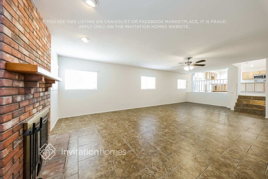 Building Photo - 5584 W Mercer Ln