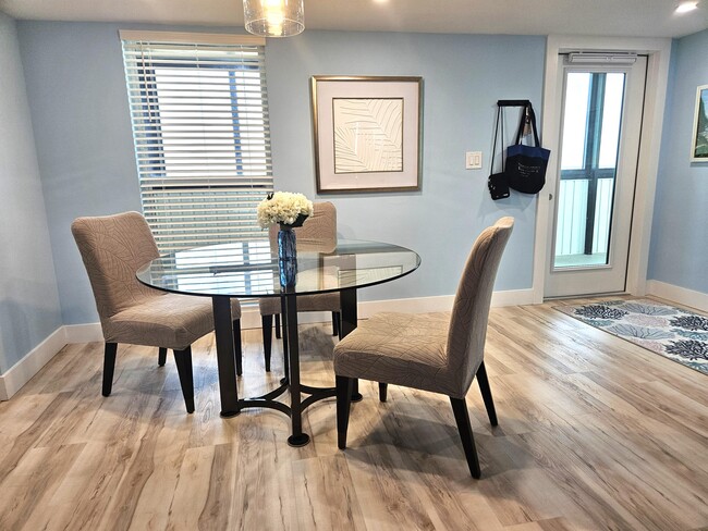 Building Photo - 1357 NE Ocean Blvd