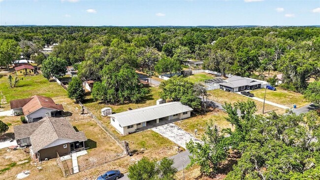 Building Photo - 34816 Evergreen Way