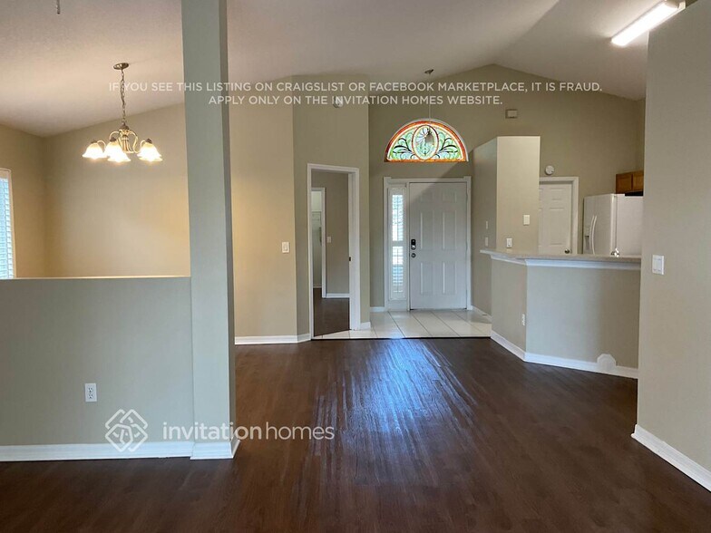 Building Photo - 2535 Ventura Cir