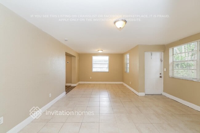 Building Photo - 41 Sioux Ln