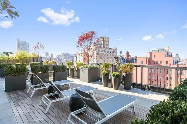 Building Photo - 314 E 34th St