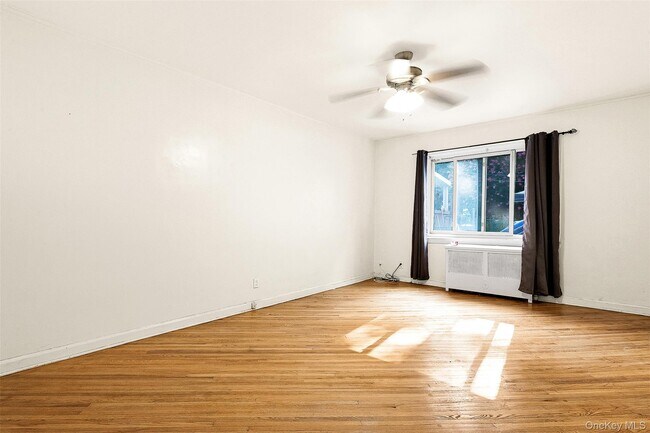Building Photo - 67-12 Selfridge St