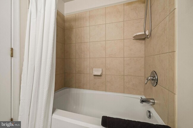 Building Photo - 631 D St NW