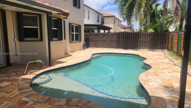 Building Photo - 25309 SW 118 Ct