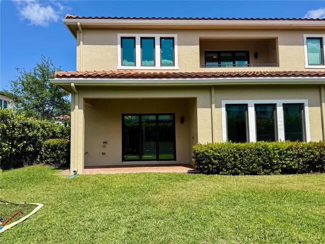 Building Photo - 5915 Brookfield Cir