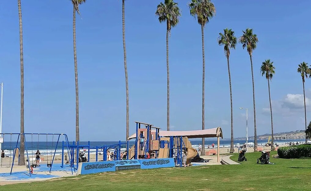 Building Photo - 8132 Camino del Sol