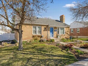 Building Photo - Great Sugerhouse Home Now Available!