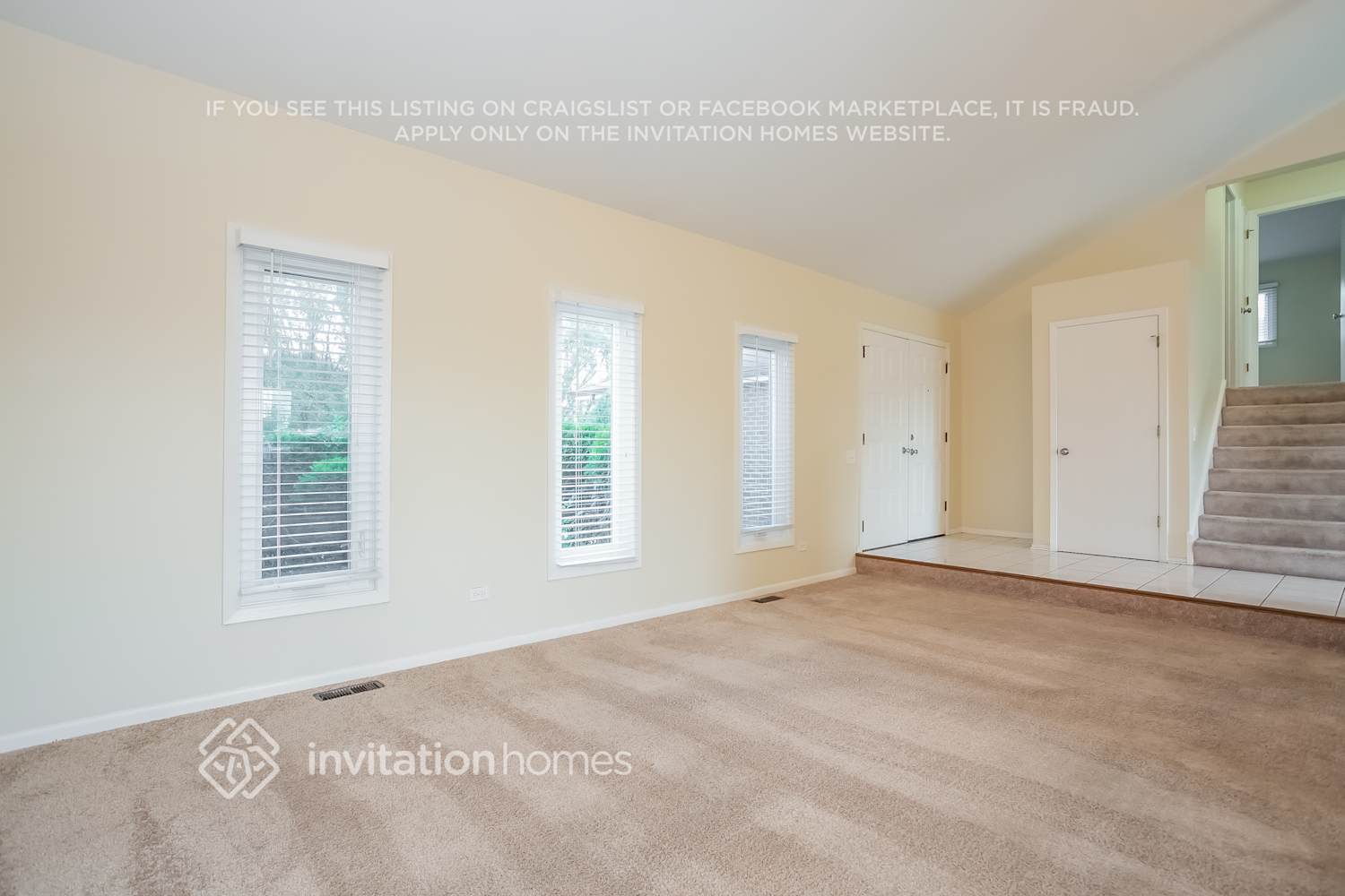 Building Photo - 5447 Yale Ln