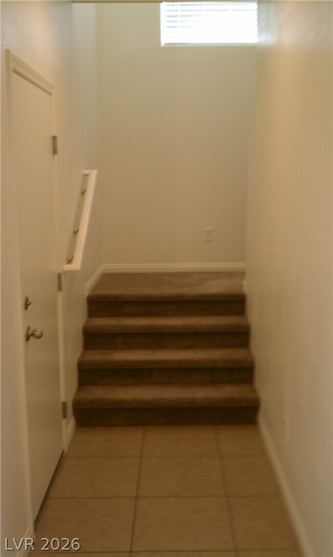 Building Photo - 5493 Ovando Way