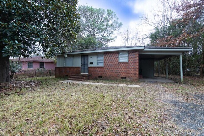 Primary Photo - 2940 Blan St