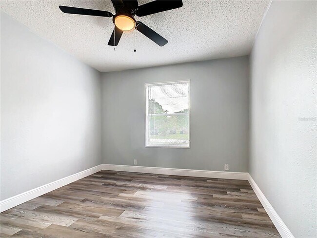 Building Photo - 318 San Pablo Cir