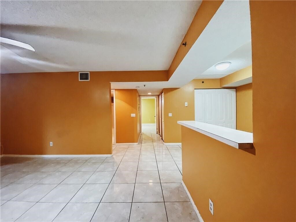Building Photo - 5580 NW 61st St