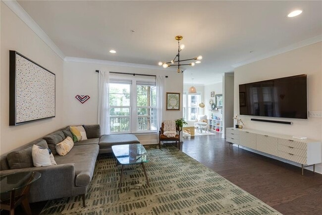 Building Photo - 842 Stonehill Ln