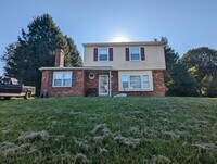 Building Photo - 4 Bed Home - Boothwyn, PA