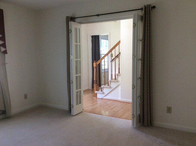 Building Photo - Vass Meadows