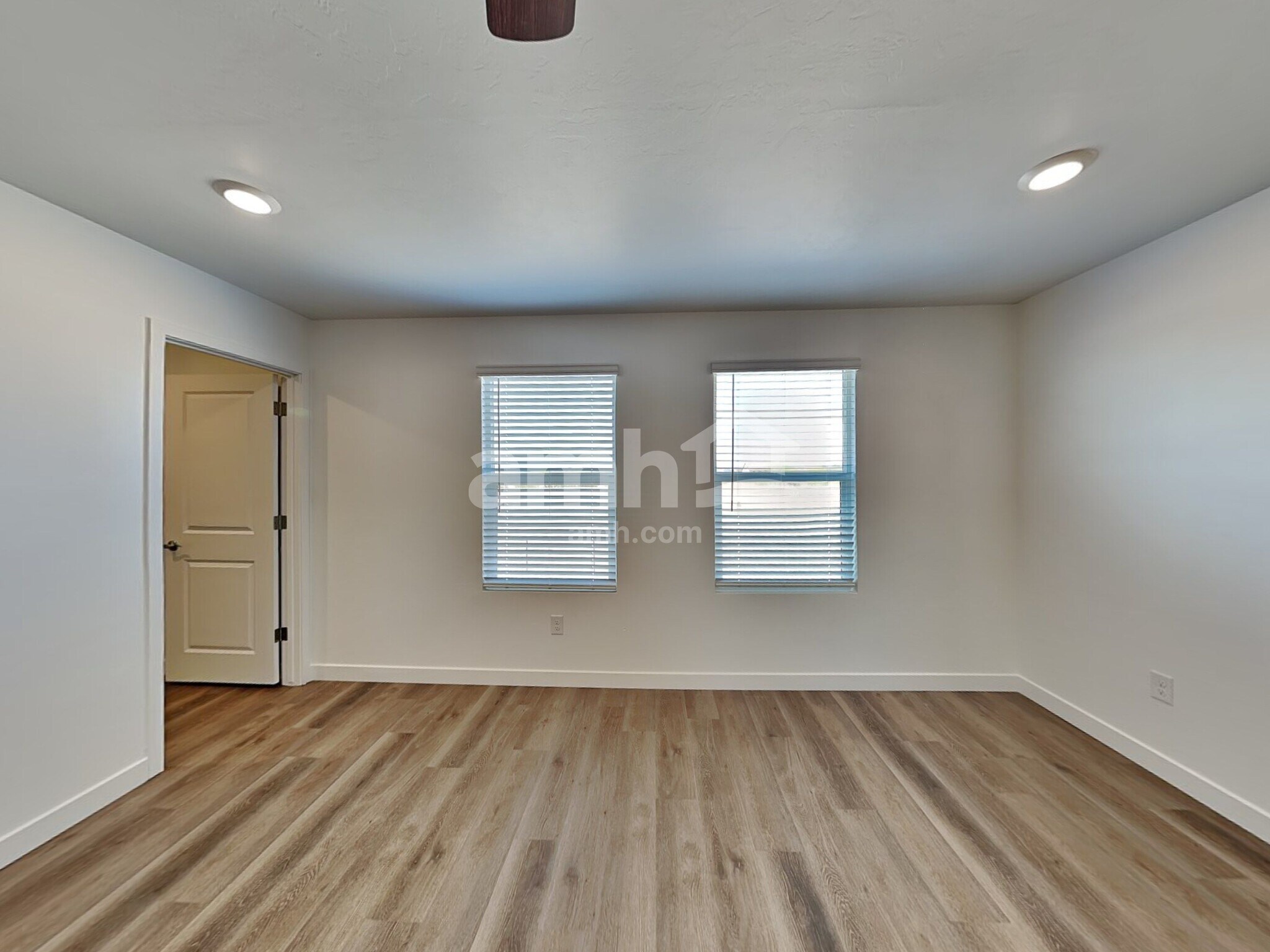 Building Photo - 6525 E Paseo Baranda