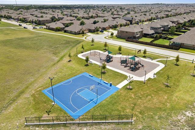 Building Photo - 512 Eastbrook Dr