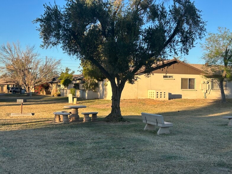 Park - 3340 S Parkside Dr