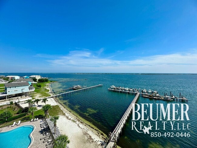 Building Photo - Discover your dream coastal retreat!