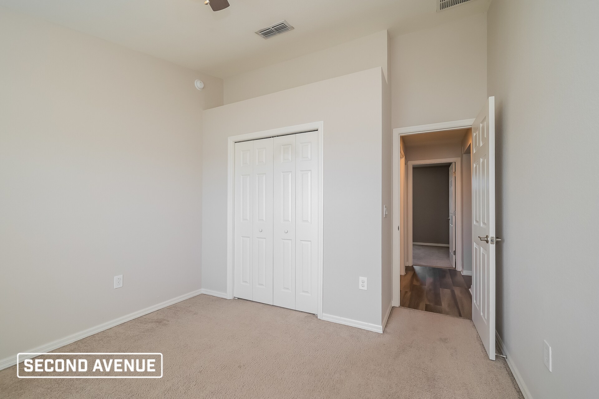 Building Photo - 2041 Horse Creek Ln