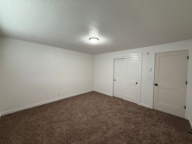 Building Photo - 4012so