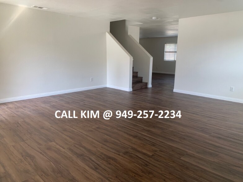 Building Photo - 45016 Anabell Ln