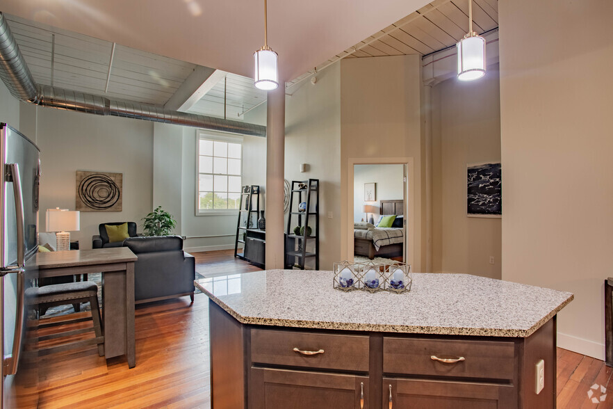 1BR, 1BA_1350SF - Rathbun Lofts