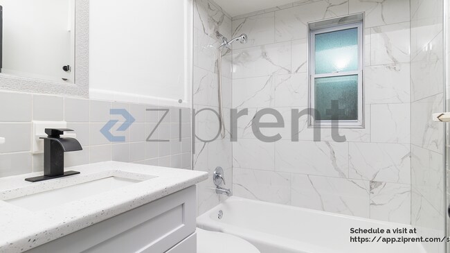 Building Photo - 1103 E South St