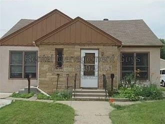 Building Photo - 3714 Kipling Ave