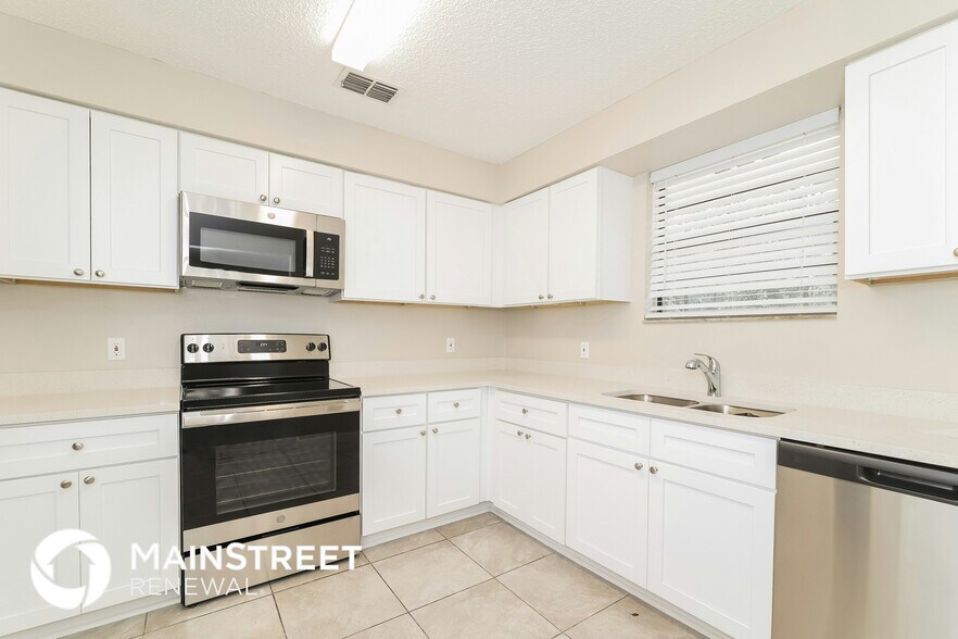 Building Photo - 2230 Gabarone Blvd