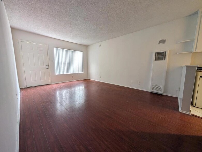 Building Photo - 3630 Westwood Blvd
