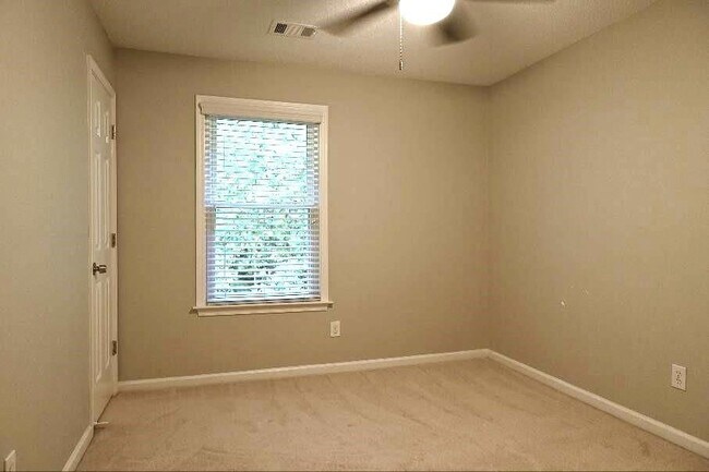 Building Photo - 3485 Oxwell Dr NW