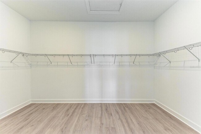 Building Photo - 16403 Umbria Pl