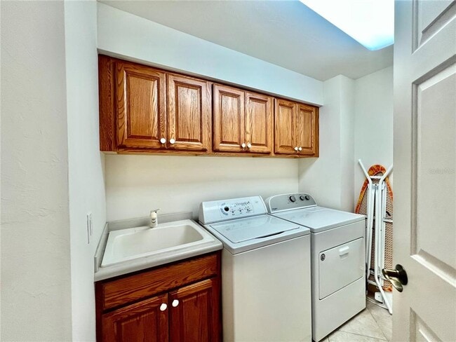 Building Photo - 3321 Sunset Key Cir
