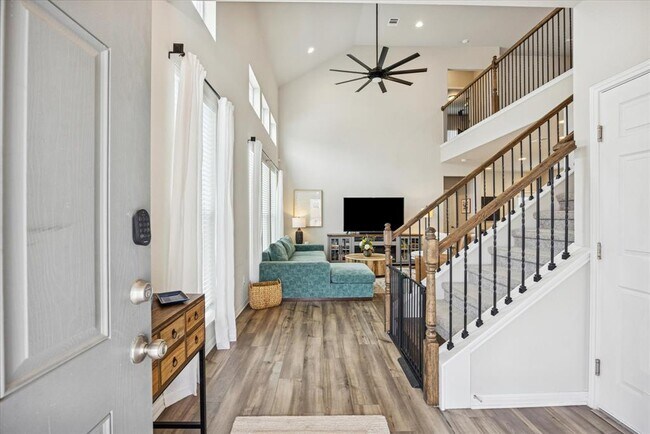 Building Photo - 12000 Corsicana Trl