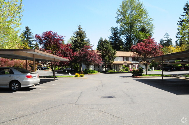 Building Photo - Kingswood Townhomes