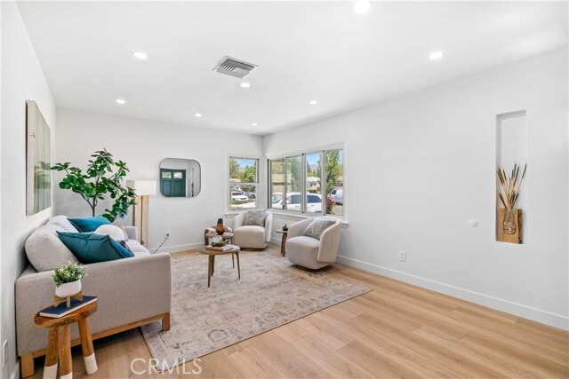 Building Photo - 2105 Pass