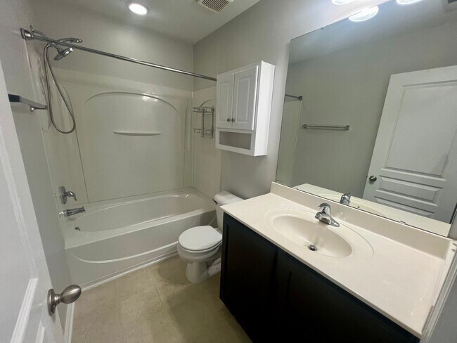 Building Photo - 832 Cupola Dr