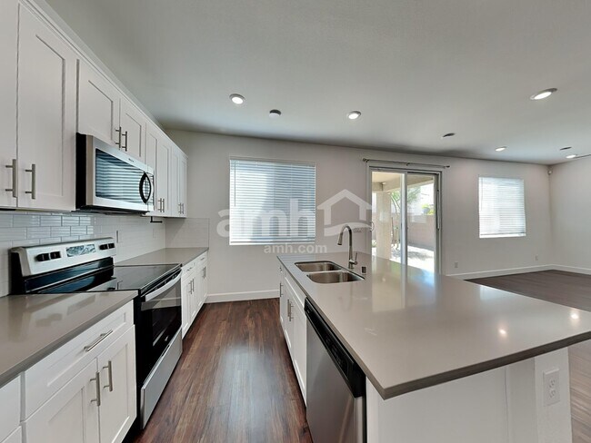 Building Photo - 4832 Blushing Star St