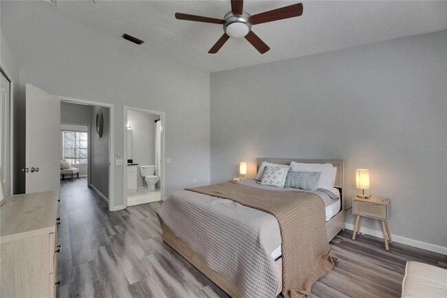 Building Photo - 2362 Lake Woodberry Cir