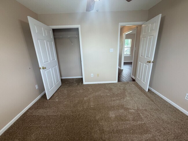 Building Photo - 3BD/2B in Valdosta, GA Close to Moody Air Force Base