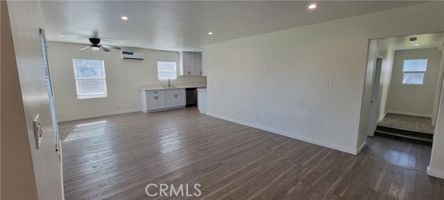 Building Photo - 13315 S Avalon Blvd