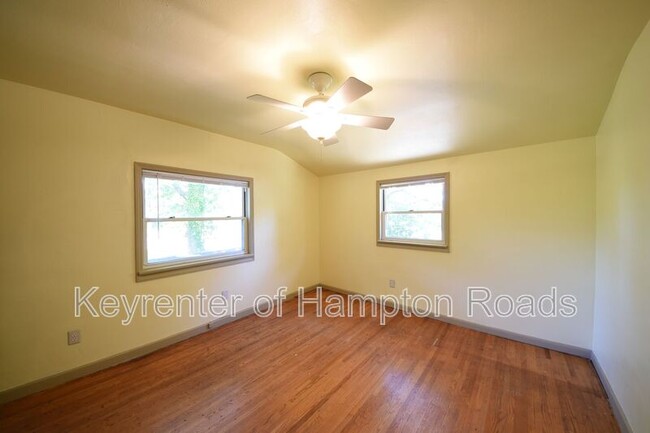 Building Photo - 8356 Cape View Ct